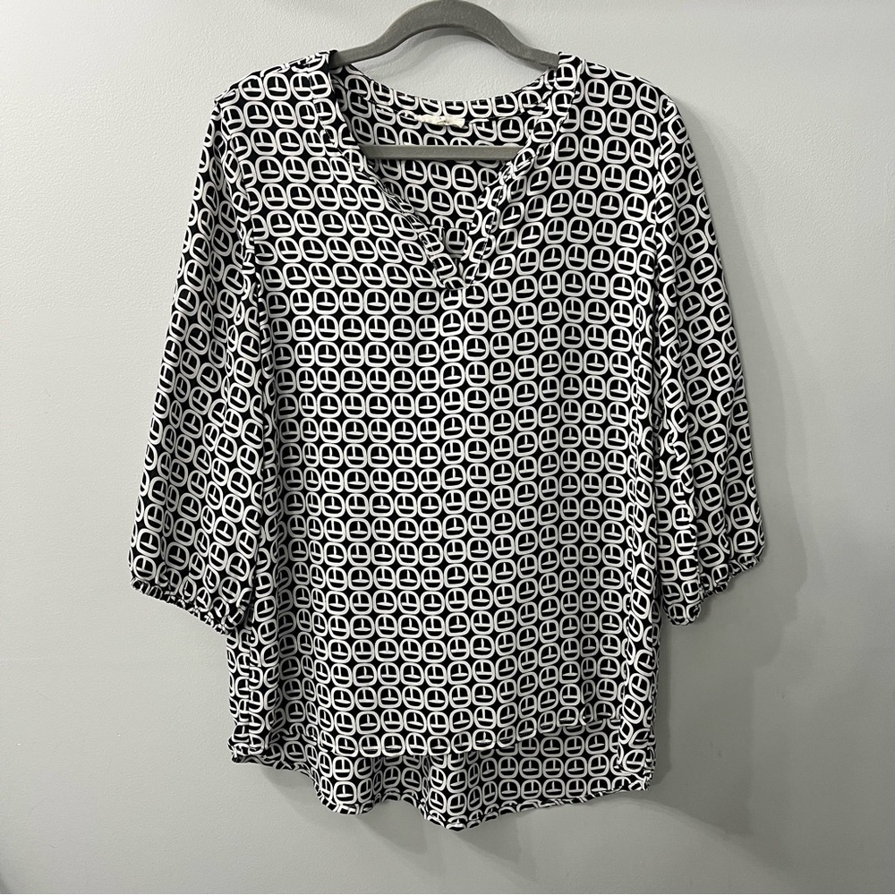 Pleione Black & White Geometric V Neck Blouse 3/4 Length Sleeves Large
